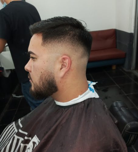 Opiniones de Napoles barber shop chile 💈💈 en Conchalí - Barbería