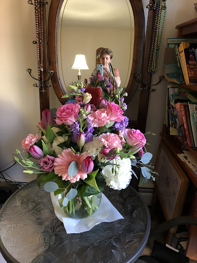 Florist «Ford Flower Co.», reviews and photos, 83 S Broadway, Salem, NH 03079, USA