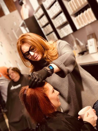 Beauty Salon «Blu A Color Salon», reviews and photos, 912 Meramec Station Rd, Valley Park, MO 63088, USA