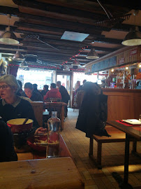 Atmosphère du Restaurant Le Tonneau à Fontcouverte-la-Toussuire - n°11
