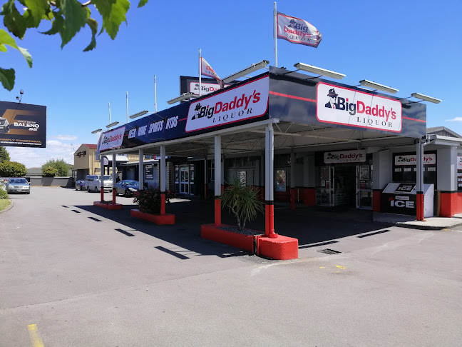 Comments and reviews of Big Daddys Liquor Blenheim Road