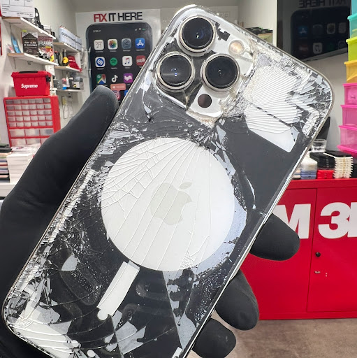 Sunset iPhone Screen Repair Los Angeles image