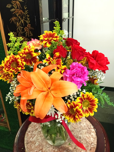 Florist «Rialto Florist», reviews and photos, 114 S Riverside Ave, Rialto, CA 92376, USA