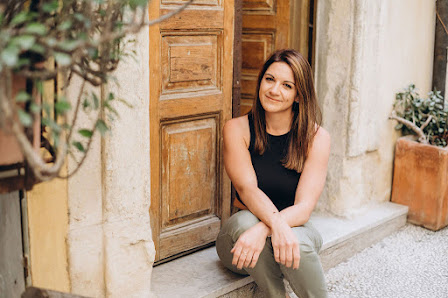Social Media Nanny - Nina Hauber 