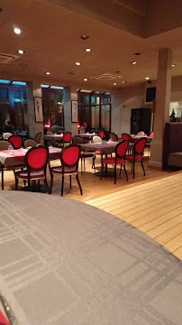 Atmosphère du Restaurant français L'Aurore à Gray - n°3