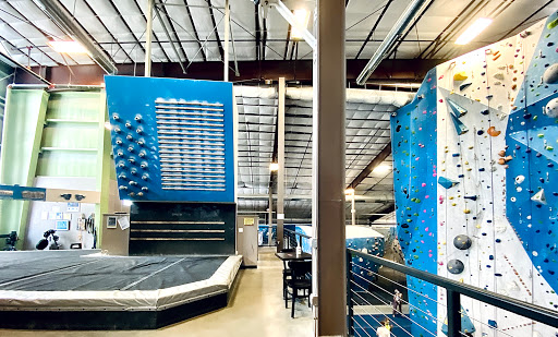 Rock Climbing Gym «Earth Treks Golden», reviews and photos, 700 Golden Ridge Rd, Golden, CO 80401, USA