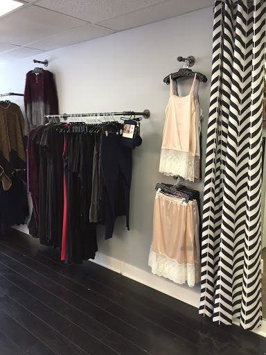 Boutique «Embellish», reviews and photos, 14 S 9th St, Richmond, IN 47374, USA