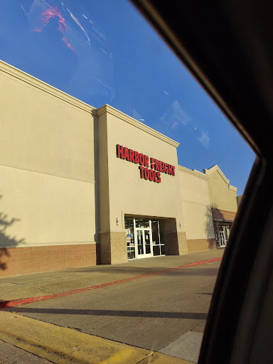 Hardware Store «Harbor Freight Tools», reviews and photos, 1102 W Arbrook Blvd # 104, Arlington, TX 76015, USA