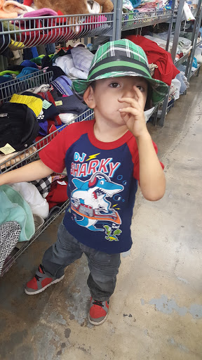 Thrift Store «Thrift Center», reviews and photos, 820 E Shields Ave, Fresno, CA 93704, USA