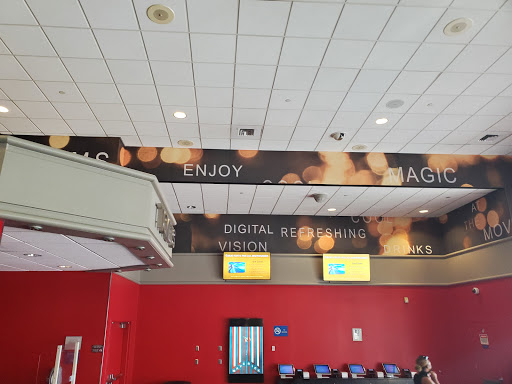 Movie Theater «College Point Multiplex Cinemas», reviews and photos, 2855 Ulmer St, Flushing, NY 11354, USA