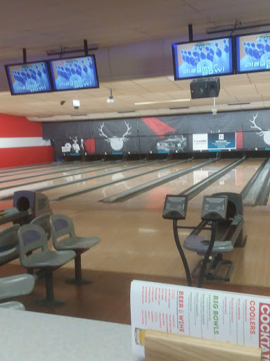 Bowling Alley «Brunswick Zone Playmor Bowl», reviews and photos, 5840 Buttermilk Hollow Rd, Pittsburgh, PA 15207, USA