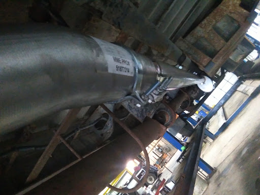 Auto Parts Store «ATC Auto Truck Center Inc», reviews and photos, 941 66th Ave SW, Cedar Rapids, IA 52404, USA