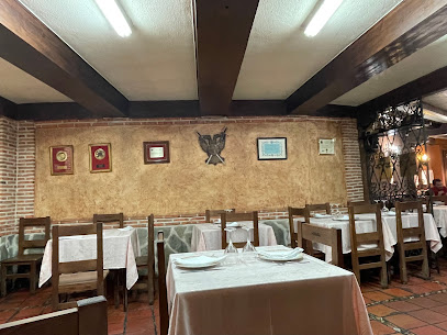 Restaurante Asador La Pinilla - C. Figones, 1, 05200 Arévalo, Ávila, Spain
