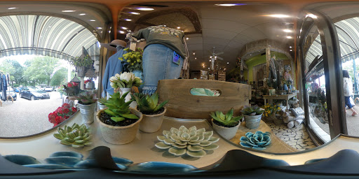 Florist «C J Lilly & Company», reviews and photos, 128 W Mulberry St, Collierville, TN 38017, USA