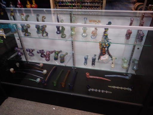 Gift Shop «Loonar Station», reviews and photos, 3951 West Rd, Trenton, MI 48183, USA