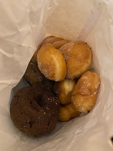 Donut Shop «Bartha Donut», reviews and photos, 4396 E Anaheim St, Long Beach, CA 90804, USA