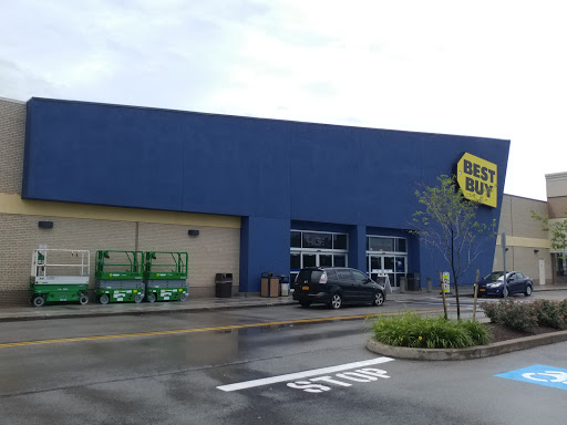 Electronics Store «Best Buy», reviews and photos, 2833 W Ridge Rd, Rochester, NY 14626, USA