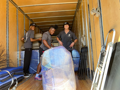 Moving and Storage Service «Two Men and a Truck», reviews and photos, 2211 E Division St, Arlington, TX 76011, USA