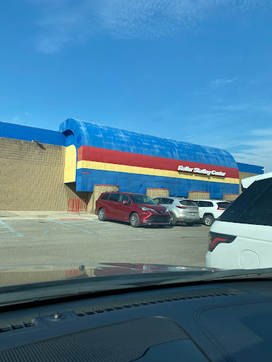 Roller Skating Rink «Bonaventure Always Family Friendly Skating Center And Birthday Parties», reviews and photos, 24505 Halsted Rd, Farmington Hills, MI 48335, USA