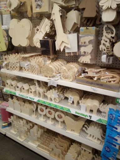 Dollar Store «Dollar Tree», reviews and photos, 3810 S Suncoast Blvd, Homosassa, FL 34448, USA