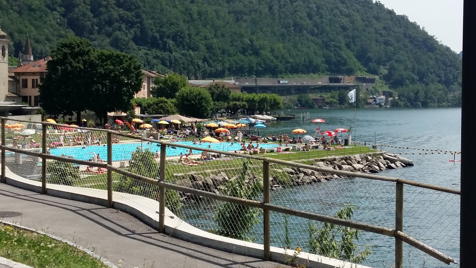 Photo of Lido di Bissone beach resort area