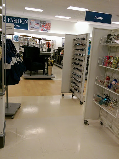 Department Store «Marshalls», reviews and photos, 975 Erica Ln, Yorkville, IL 60560, USA