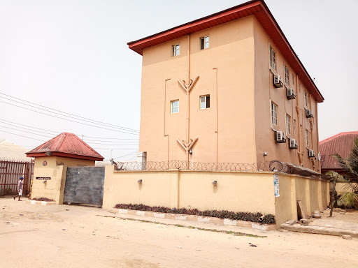Dosreal Place, 9, Ogugu Street, Off Akar Road Iwofe, Rumuolumeni, Nigeria, Hostel, state Rivers