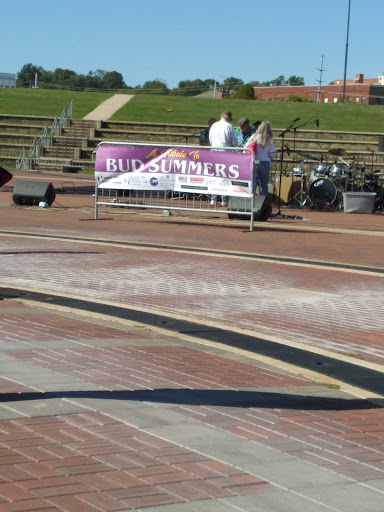 Amphitheater «The Liberty Bank Alton Amphitheater», reviews and photos, 1 Riverfront Dr, Alton, IL 62002, USA