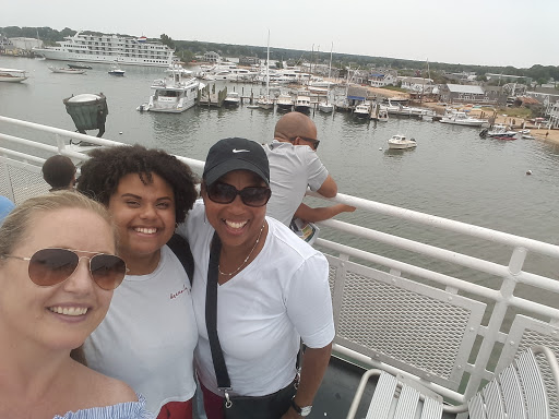 Clothing Store «Vineyard Vines», reviews and photos, 56 Narragansett Ave, Oak Bluffs, MA 02557, USA