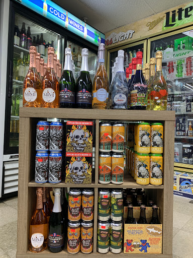 Grocery Store «Appletown Market», reviews and photos, 9 Main St, Sterling, MA 01564, USA