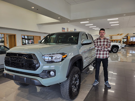 Toyota Dealer «Tony Divino Toyota», reviews and photos, 777 W Riverdale Rd, Riverdale, UT 84405, USA