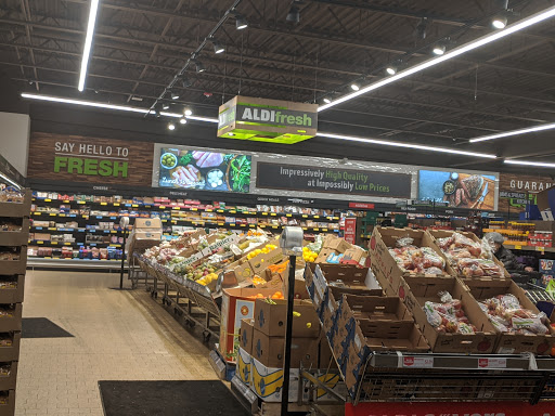 Supermarket «ALDI», reviews and photos, 4833 Oakton St, Skokie, IL 60077, USA