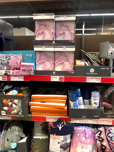 Supermarket «ALDI», reviews and photos, 451 N Randall Rd, Batavia, IL 60510, USA