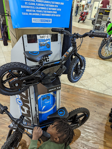 Motorcycle Dealer «Fun Bike Center Motorsports», reviews and photos, 1845 E Memorial Blvd, Lakeland, FL 33801, USA