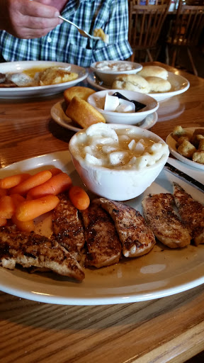 American Restaurant «Cracker Barrel Old Country Store», reviews and photos, 475 Rivers Edge Dr, Milford, OH 45150, USA