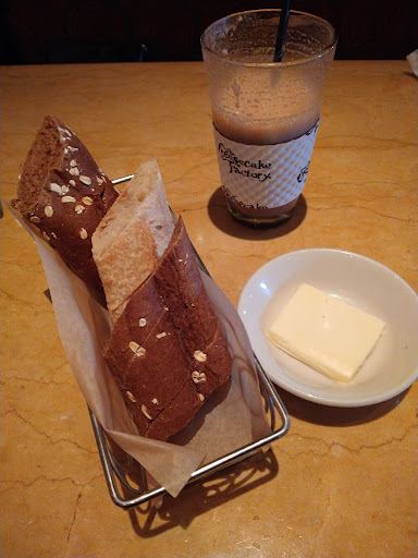 Restaurant «The Cheesecake Factory», reviews and photos, 2715 Southdale Center, Edina, MN 55435, USA