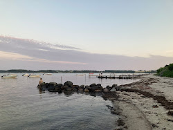 Hejlsminde Beach'in fotoğrafı uçurumlarla desteklenmiş