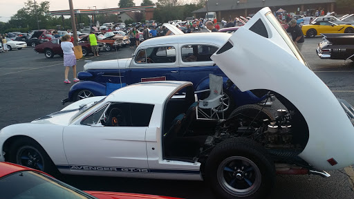 Bowling Alley «Laraway Lanes», reviews and photos, 1009 W Laraway Rd, New Lenox, IL 60451, USA