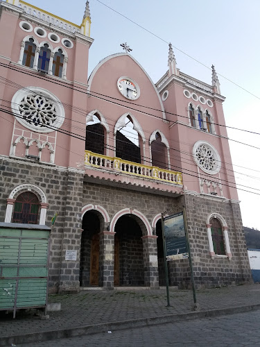 Iglesia Católica Colonial San Pedro de Licto