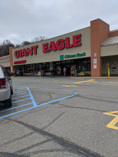 Supermarket «Giant Eagle Supermarket», reviews and photos, 1029 W View Park Dr, West View, PA 15229, USA