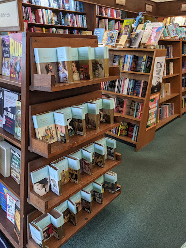 Book Store «Prince Books», reviews and photos, 109 E Main St, Norfolk, VA 23510, USA