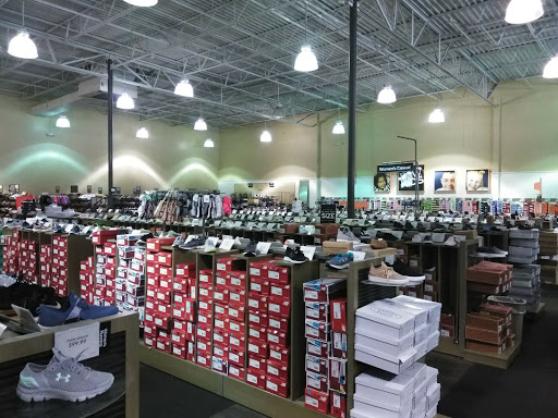 Shoe Store «DSW Designer Shoe Warehouse», reviews and photos, 4741 Ashford Dunwoody Rd, Dunwoody, GA 30338, USA