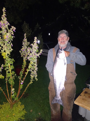 Sporting Goods Store «Chetco Outdoor Store», reviews and photos, 16220 W Hoffeldt Ln, Brookings, OR 97415, USA