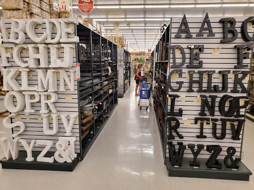 Craft Store «Hobby Lobby», reviews and photos, 30 Arnold Park Dr, Arnold, MO 63010, USA