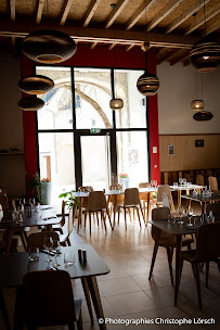 Atmosphère du Restaurant français Restaurant brasserie Le Chai à Pouilly-sur-Loire - n°7