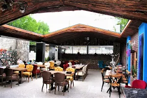 Cafe Palacio image