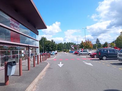 Market Cosne-D'allier à Cosne-d'Allier