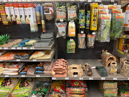 Pet Supply Store «Petco Animal Supplies», reviews and photos, 8551 S Howell Ave, Oak Creek, WI 53154, USA