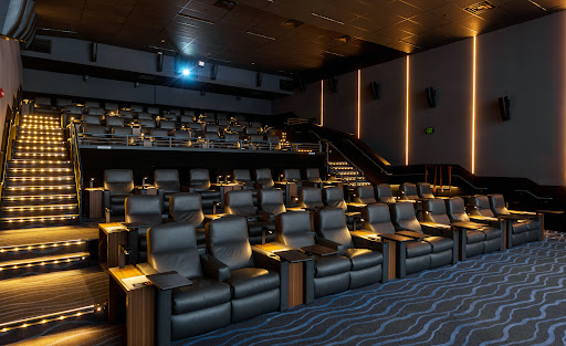 Movie Theater «Island Cinema», reviews and photos, 999 Newport Center Dr, Newport Beach, CA 92660, USA