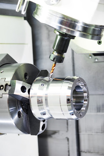 Kristaltek - Laser e Mecânica de Precisão: metalurgia, metalomecânica, torneamento, fresagem - Oficina mecânica